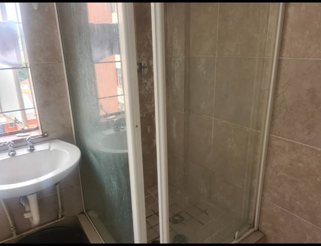 1 BEDROOM FLAT FOR SALE IN PIETERMARITZBURG CENTRAL